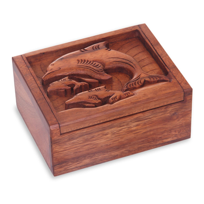 Holzkiste - Handgefertigte Holzkiste mit balinesischem Delfinmotiv