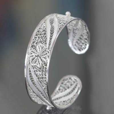 Sterling silver filigree cuff bracelet, 'White Jasmine' - Bali 925 Silver Filigree Handmade Cuff Bracelet