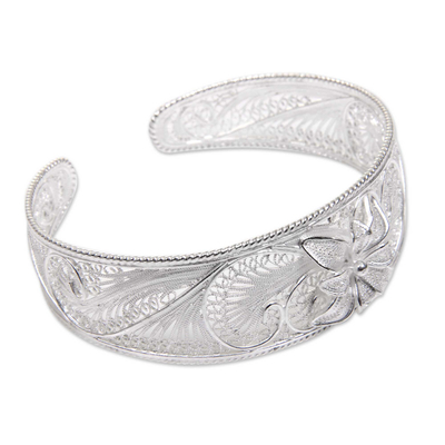 Pulsera brazalete de filigrana de plata esterlina - Brazalete de filigrana floral elaborado en plata en Bali