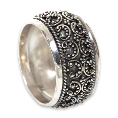 Sterling silver band ring, 'Celuk Garland' - Balinese Style Band Ring Handmade Sterling Silver Jewellery
