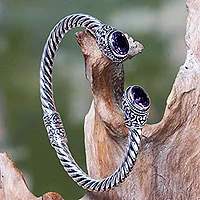 Pulsera de puño de amatista, 'Bali Splendor' - Pulsera de puño de plata de ley de joyería de Bali con amatista