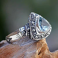 Anillo de cóctel con topacio azul - Topacio azul en anillo de plata esterlina Joyería artesanal