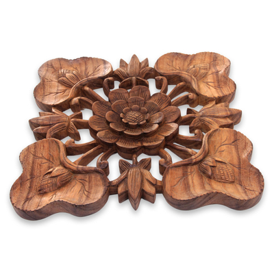 Reliefplatte aus Holz - Balinesisches Suar-Holz, signierte Lotusblüten-Relieftafel