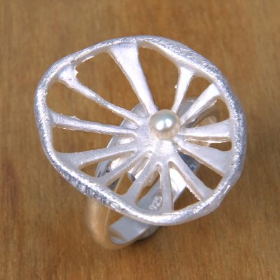 Freshwater cultured pearl cocktail ring, 'Caldera' - Magnificent Pearl Cocktail Ring in 925 Sterling Silver