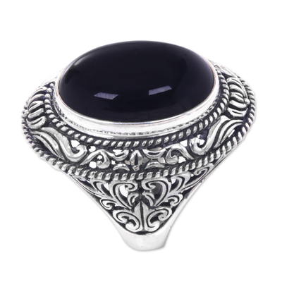 Onyx cocktail ring, 'Amed Eclipse' - Ornate Handcrafted Onyx and Silver Bali Cocktail Ring