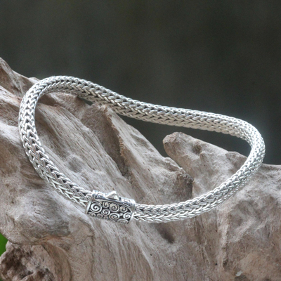 Kettenarmband aus Sterlingsilber, „Borobudur Naga“ – handgefertigtes balinesisches Kettenarmband aus Sterlingsilber