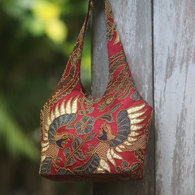 Perlenbesetzte Batik-Umhängetasche aus Baumwolle - Rote Baumwoll-Batik-Perlen-Umhängetasche aus Bali