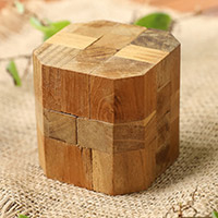 Teak wood puzzle, Octagon