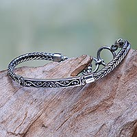 Sterling silver pendant bracelet, 'Celuk Sprout' - Leaf and Vine Themed Sterling Silver Pendant Bracelet