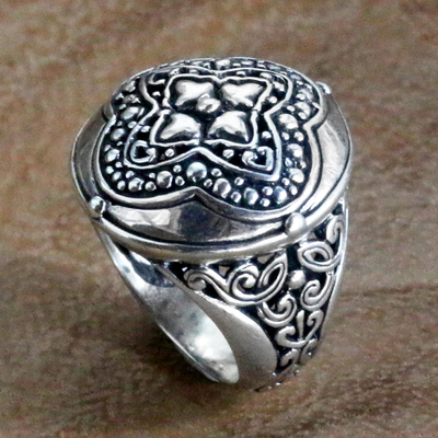 Gewölbter Ring aus Sterlingsilber - Gewölbter Cocktailring im balinesischen Stil aus Sterlingsilber