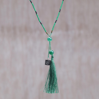 Aventurine Pastel Green Quartz Crystal Necklace - Healing Quartz Jewellery-  Vintage Silver-… | Crystal necklace healing, Quartz crystal pendant, Stone  necklace boho