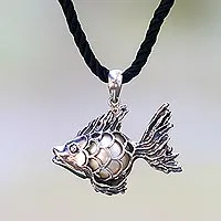 Cultured pearl pendant necklace, 'Iridescent Goldfish'