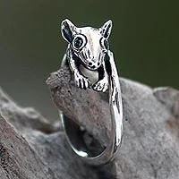 Anillo de cóctel de ónix, 'Little Sugar Glider' - Anillo de plata de ley con tema animal indonesio con ónix