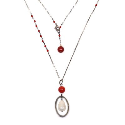 Cultured pearl and carnelian pendant necklace, 'Fountain of Happiness' - Cultured Pearl Carnelian Pendant Necklace from Indonesia