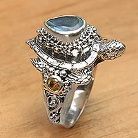 Anillo de cóctel con múltiples gemas - Anillo de cóctel con varias piedras preciosas y motivo de tortuga de Bali