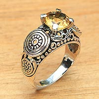 Featured review for Citrine solitaire ring, Golden Moonlight