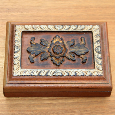 Joyero de madera, 'Altar' - Joyero artesanal de madera de Suar con motivo floral