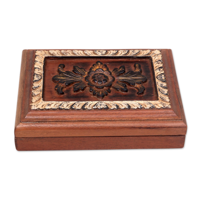 Holz-Schmuckkästchen „Altar“ – handgefertigte Suar-Holz-Schmuckschatulle mit Blumenmotiv