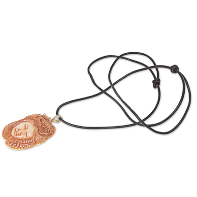 Halskette mit Anhänger aus Knochen und Leder - Handgeschnitzte Halskette mit Drachenmotiv aus Leder und Knochen