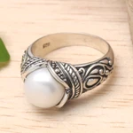 Cultured pearl cocktail ring, 'Luminous White Blossom' - Balinese Sterling Silver and Cultured Pearl Women's Ring