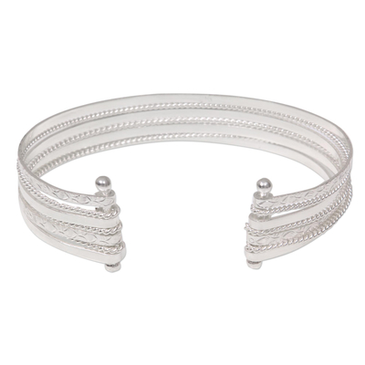 Manschettenarmband aus Sterlingsilber - Zeitgenössisches handgefertigtes Manschettenarmband aus Sterlingsilber
