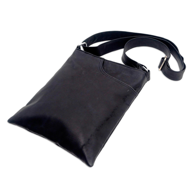 Bolso de hombro de cuero, 'Reign of Jogja' - Versátil bolso de hombro de cuero negro con múltiples bolsillos