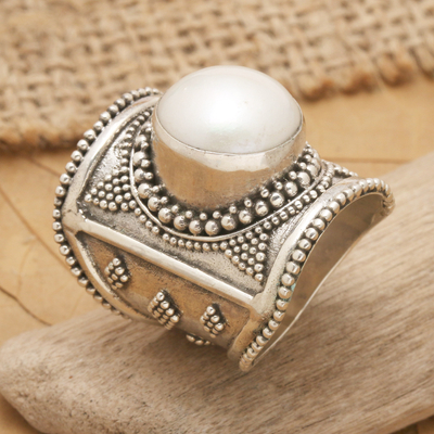 Anillo de cóctel con perlas cultivadas - Anillo ancho de plata y perlas cultivadas de Mabe de Bali