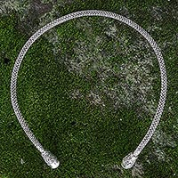 Cultured pearl collar necklace, 'Bidadari'