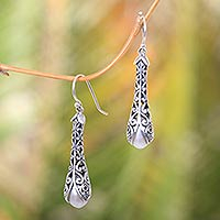 Ohrhänger aus Zuchtperlen, „Clove Island“ – Ohrringe aus Ranken und Zuchtperlen aus Sterlingsilber