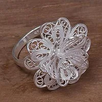 Anillo de cóctel de filigrana de plata de ley, 'Sterling Jasmine' - Anillo de cóctel de plata de ley hecho a mano Floral Indonesia