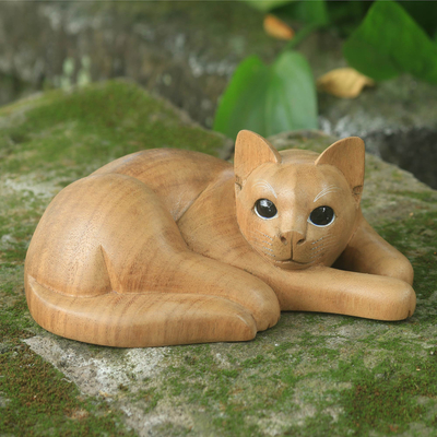 Escultura de madera - Escultura de Gato Tabby Amarillo Tallada y Pintada a Mano en Madera