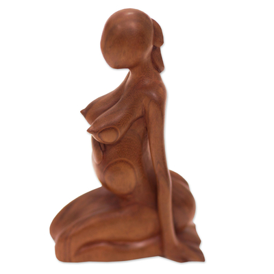Holzstatuette - Statuette „Schwangere Mutter“ aus Suar-Holz, handgeschnitzt in Indonesien