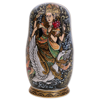 Nistkästen aus Holz, (8er-Set) - Hinduistische Göttin der Weisheit und Kunst auf 8 Nistkästen