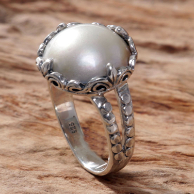 Cultured mabe pearl cocktail ring, 'Queen of the Moon' - Cultured Mabe Pearl Ring Hand Crafted in Indonesia