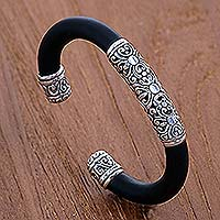 Featured review for Sterling silver bangle bracelet, Untouched