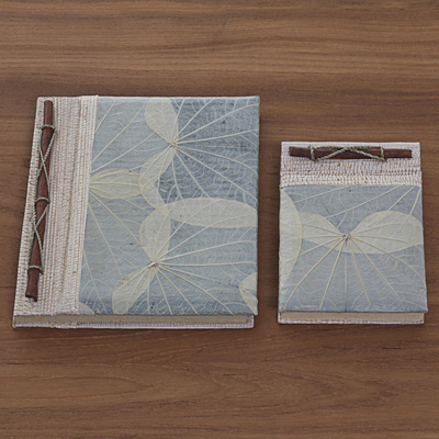 Naturfaser-Notizbücher, 'Herbstgeist in Grau' (Paar) - Handgefertigtes Paar Notizbücher aus Reispapier aus Indonesien