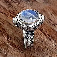 Anillo de cóctel de piedra lunar arcoíris, 'Magic Portal' - Anillo de cóctel de piedra lunar arcoíris de plata de ley Indonesia