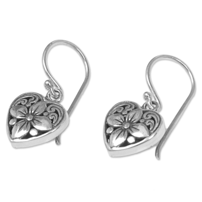 Ohrringe aus Sterlingsilber, 'Heart Blossom', 'Heart Blossom - Ohrringe aus Sterlingsilber mit Blumenherz aus Indonesien