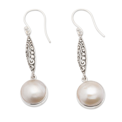 Aretes colgantes de perlas cultivadas - Pendientes colgantes de plata de ley y perla Mabe cultivada de Bali