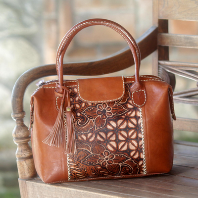 Cotton batik and leather handbag, 'Ginger Kawung  Flower' - Floral Batik Leather Handbag from Indonesia