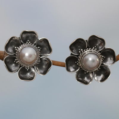 Ohrringe mit Knöpfen aus kultivierten Mabe-Perlen - Ohrringe mit kultivierten Mabe-Perlenknöpfen aus Indonesien
