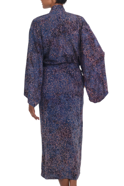 Robe aus Rayon-Batik - Handgefertigte blaue und pfirsichfarbene Batik-Rayon-Robe aus Indonesien