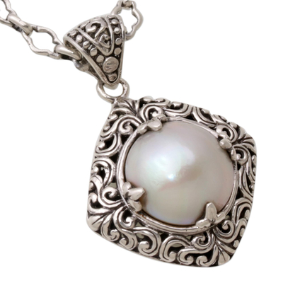 Cultured pearl pendant necklace, 'Glowing Duchess' - Cultured Mabe Pearl Balinese Silver Pendant Necklace
