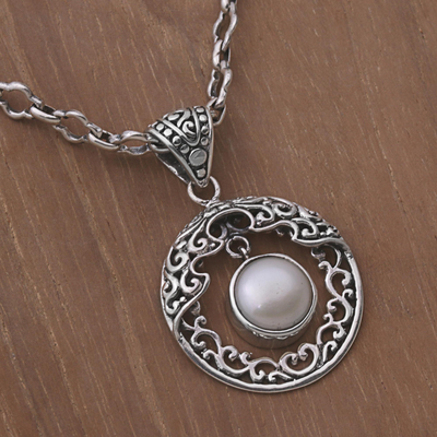 Cultured mabe pearl pendant necklace, 'Edge of the Moon' - Cultured Mabe Pearl Circular Pendant Necklace from Indonesia