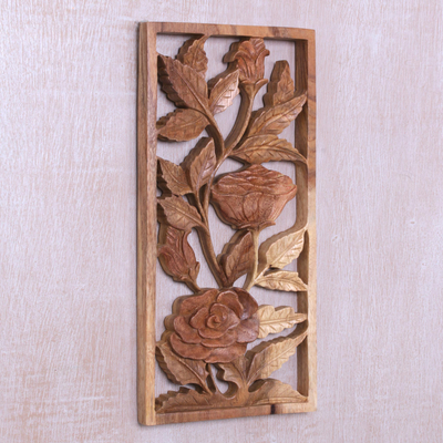Reliefplatte aus Holz - Handgeschnitzte balinesische Suar-Holz-Reliefplatte mit Rosen