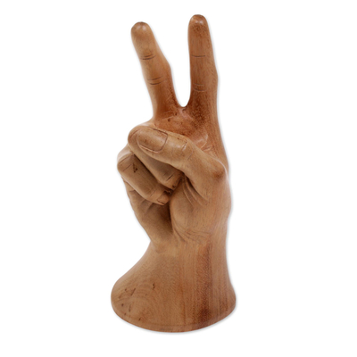 Escultura de madera - Escultura de mano realista del signo de la paz de Bali en madera tallada a mano