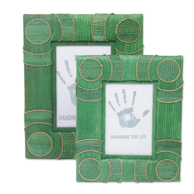 Natural fiber photo frames, 'Circle of Memories in Green' (4x6 and 3x5) - 4x6 and 3x5 Natural Fiber Indonesian Photo Frames in Green