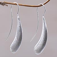 Pendientes colgantes de plata de ley - Aretes colgantes de plata esterlina 925 Boomerang de Indonesia