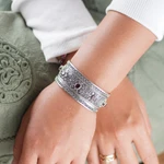 Garnet cuff bracelet, 'Uluwatu Altar' - Balinese Sterling Silver Cuff Bracelet with Garnet 3.5 Cts