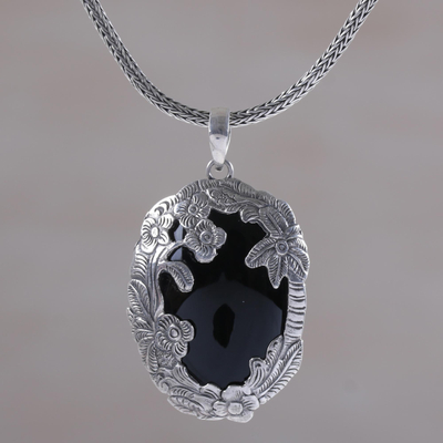 Onyx pendant necklace, Garden Arch